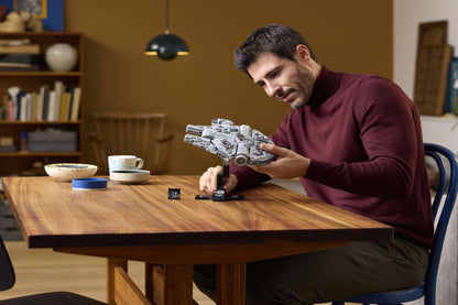 LEGO STAR WARS 75375 Millennium Falcon Bouwstenen